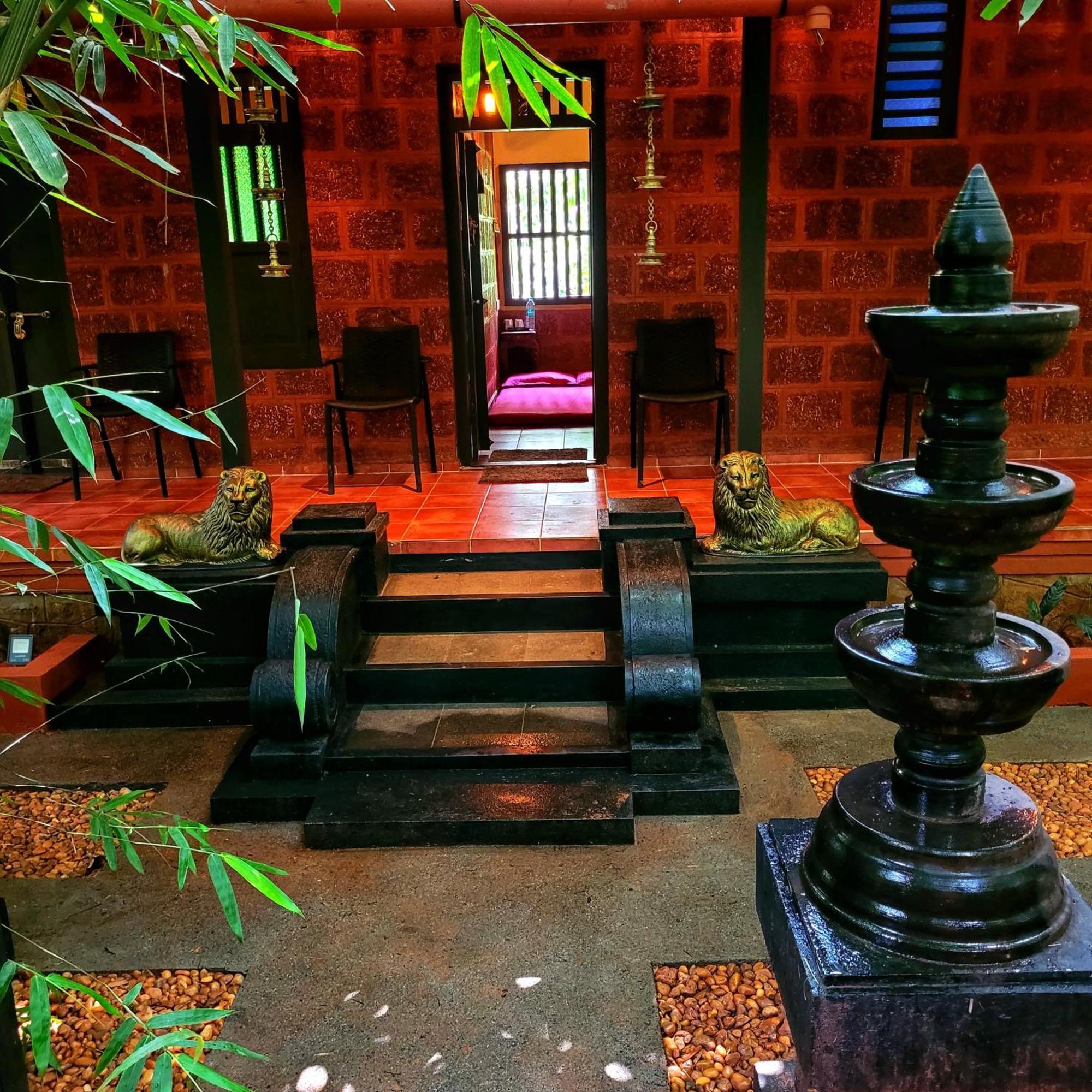 Greens Tree House & Wood House Sultan Bathery Exterior foto